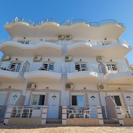 Seaview Apartaments Ksamil Esterno foto