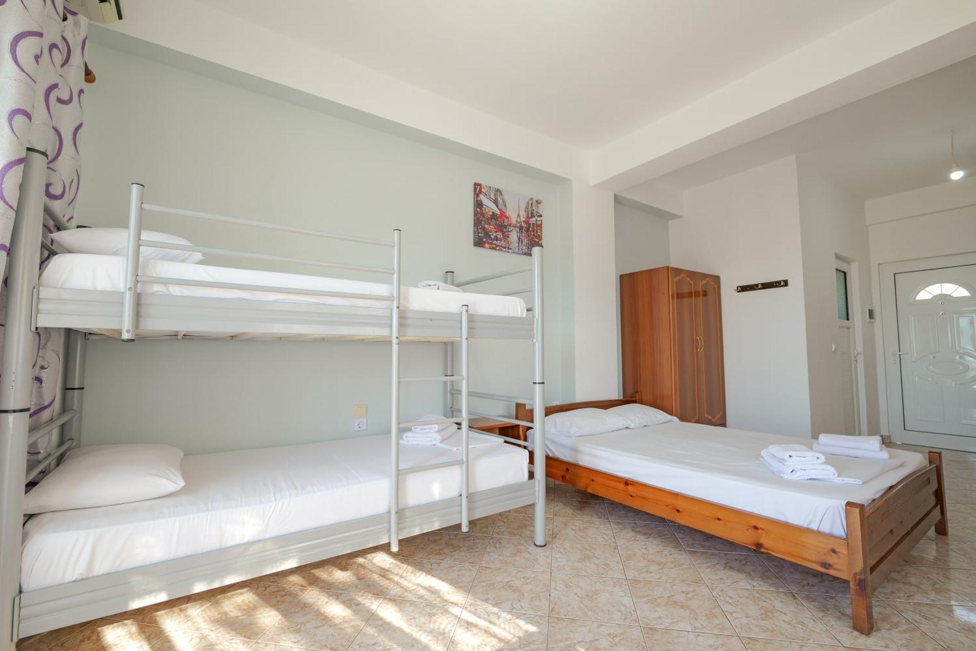 Seaview Apartaments Ksamil Esterno foto