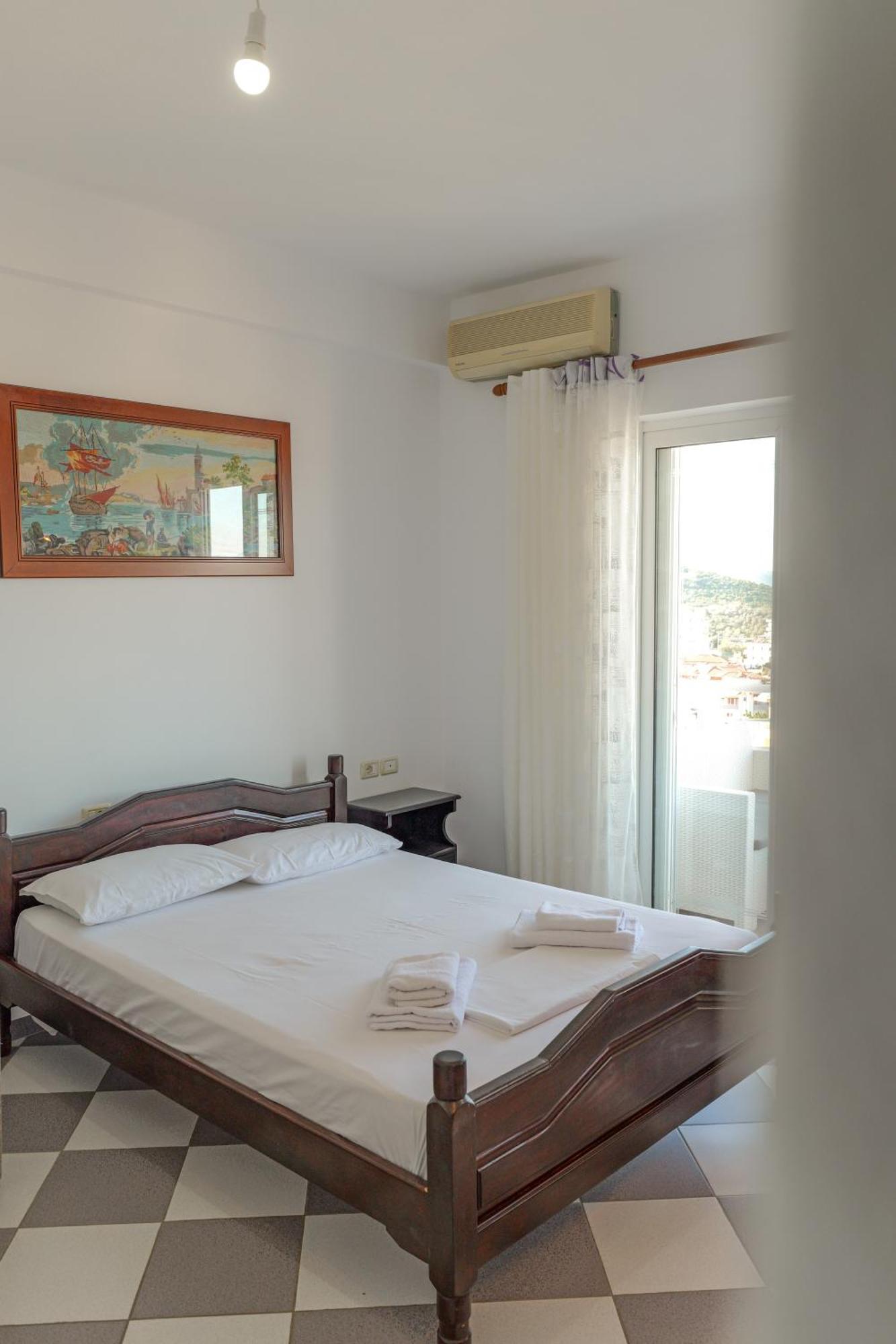 Seaview Apartaments Ksamil Esterno foto